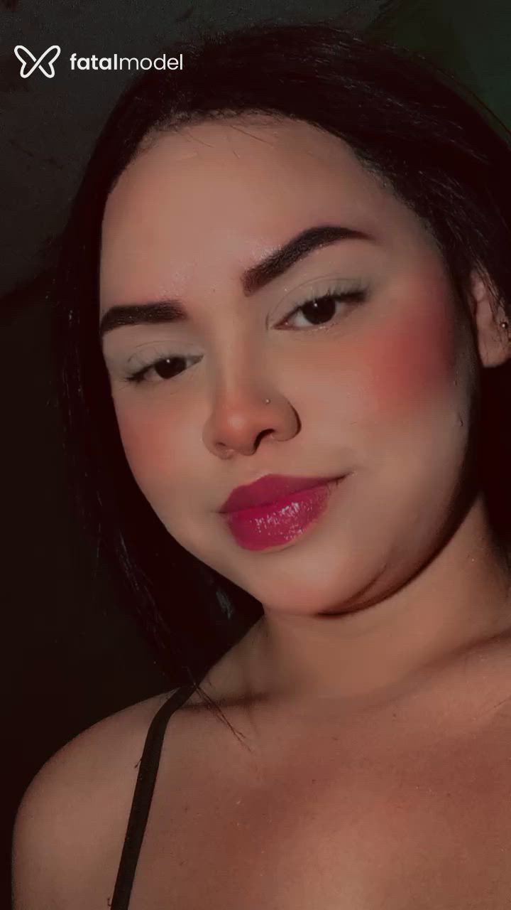 Acompanhante mulher morena (o) de olhos castanhos - Lillith Acompanhante mulher morena (o) de olhos castanhos - Lillith