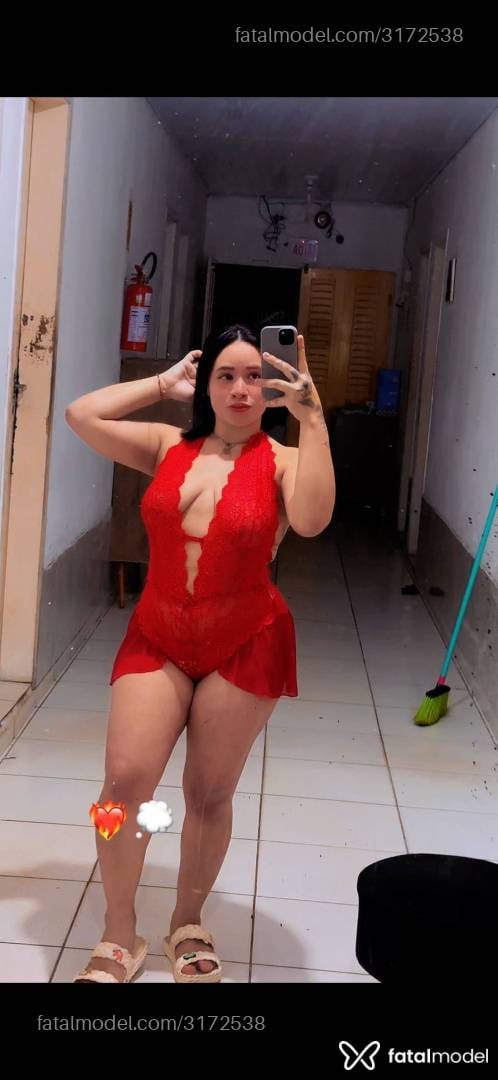 Acompanhante mulher morena (o) de olhos castanhos - Lillith