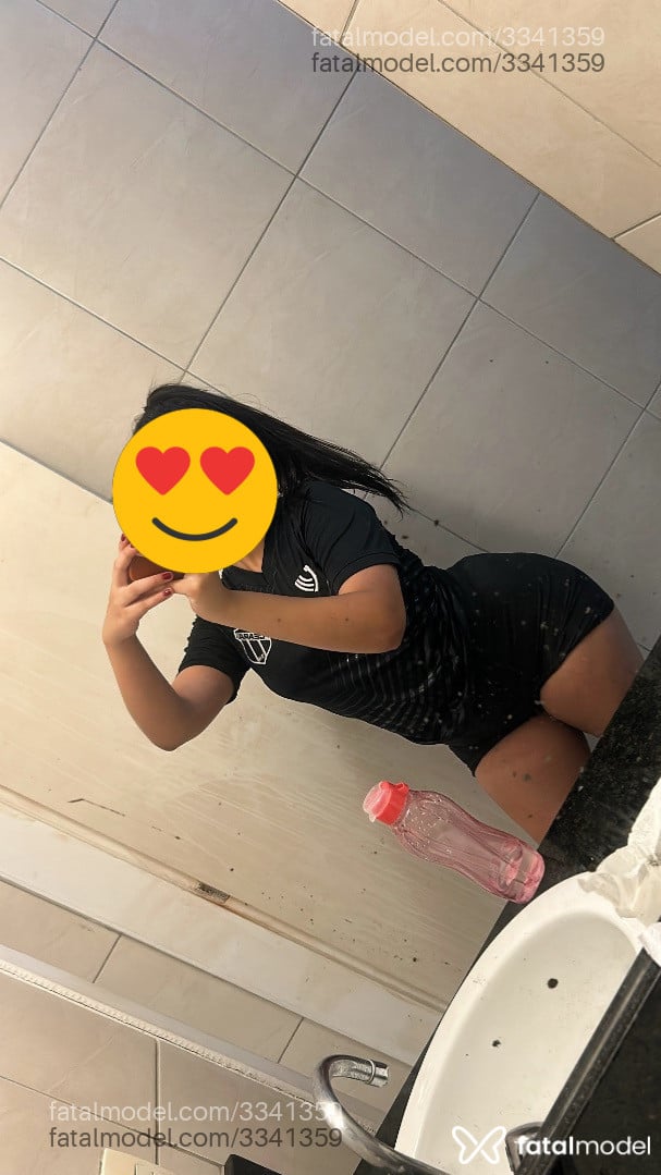 Acompanhante mulher com cabelo castanho de olhos mel - Angel Acompanhante mulher com cabelo castanho de olhos mel - Angel