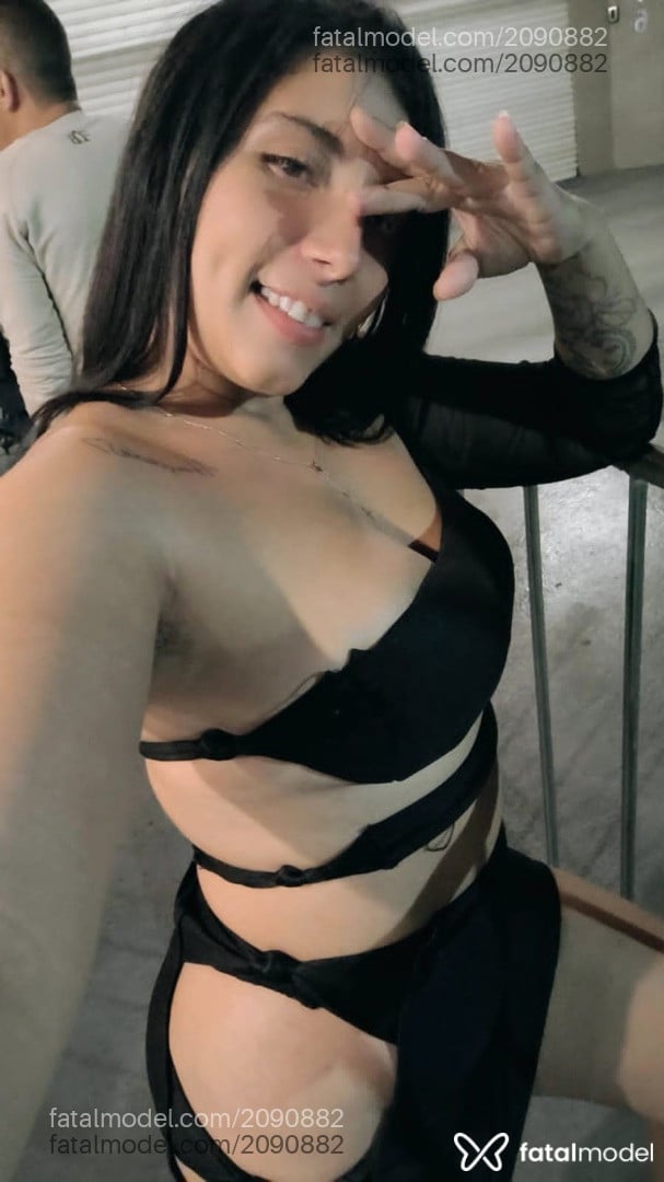 Acompanhante mulher morena (o) de olhos castanhos - Aline