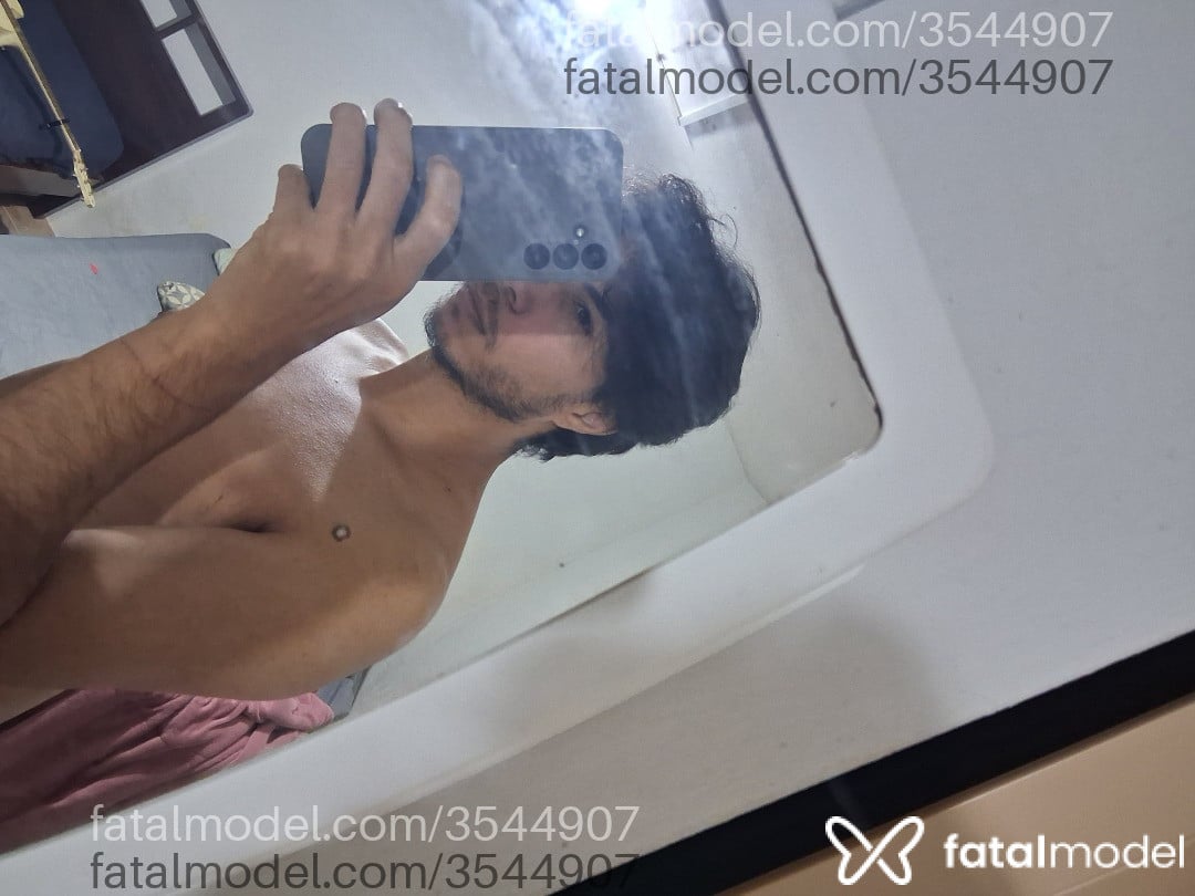Acompanhante homem morena (o) de olhos castanhos - Pedro Santos