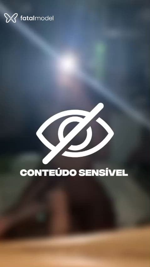 Acompanhante mulher morena (o) de olhos pretos - Duduzinha Acompanhante mulher morena (o) de olhos pretos - Duduzinha