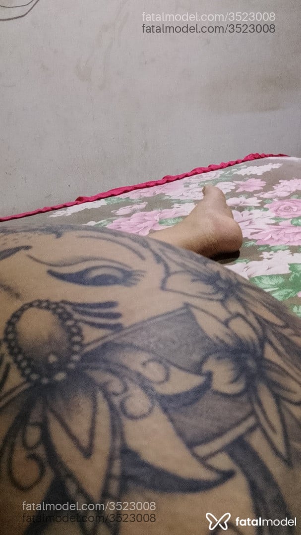 Acompanhante mulher morena (o) de olhos castanhos - Keyte