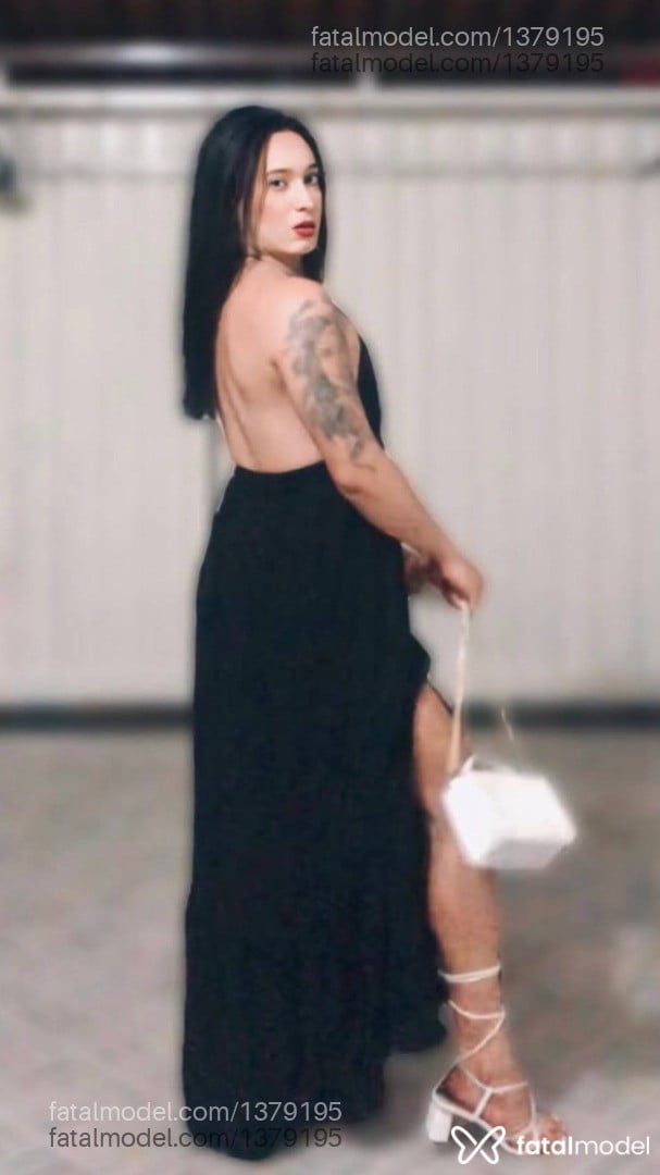 Acompanhante travesti morena (o) de olhos castanhos - Arya