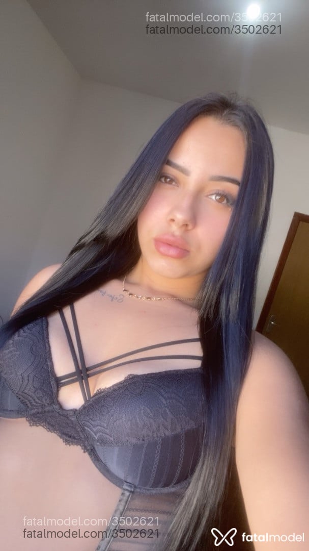 Acompanhante mulher morena (o) de olhos castanhos - Viviane