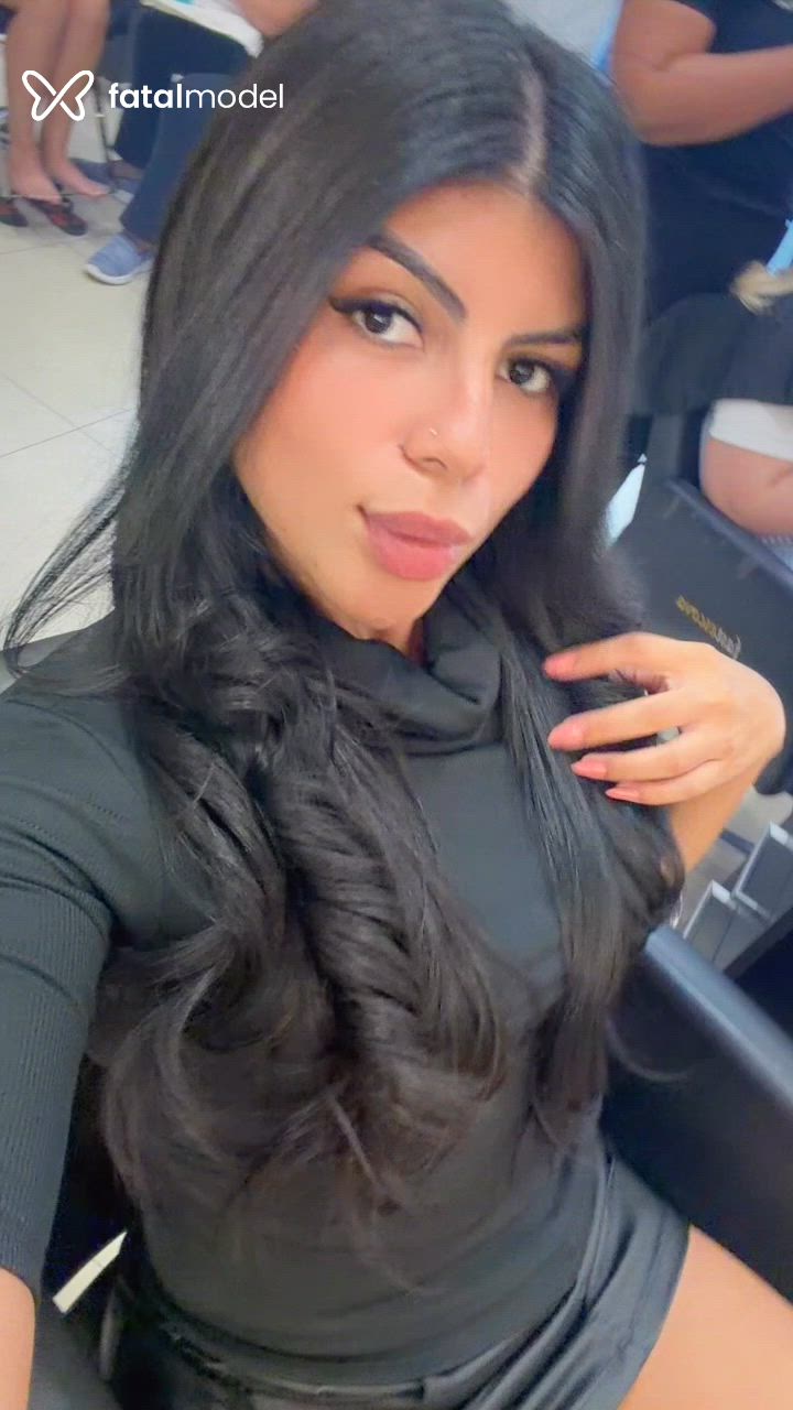 Acompanhante mulher morena (o) de olhos castanhos - Valeska