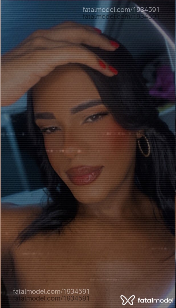 Acompanhante mulher trans morena (o) de olhos castanhos - Nandinha Acompanhante mulher trans morena (o) de olhos castanhos - Nandinha