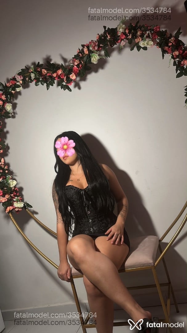 Acompanhante mulher morena (o) de olhos castanhos - Stefany