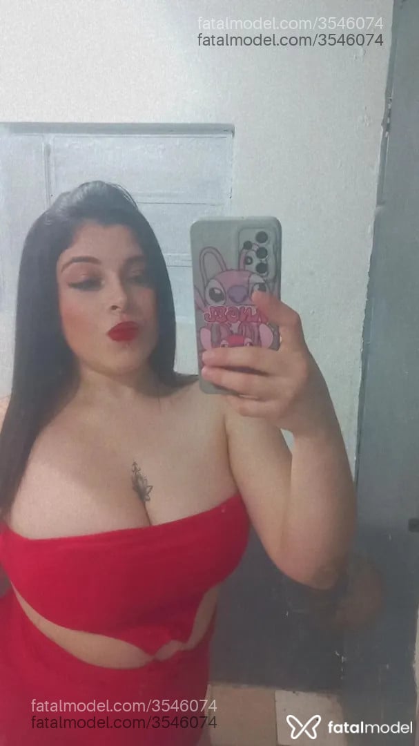 Acompanhante mulher morena (o) de olhos pretos - Nariane