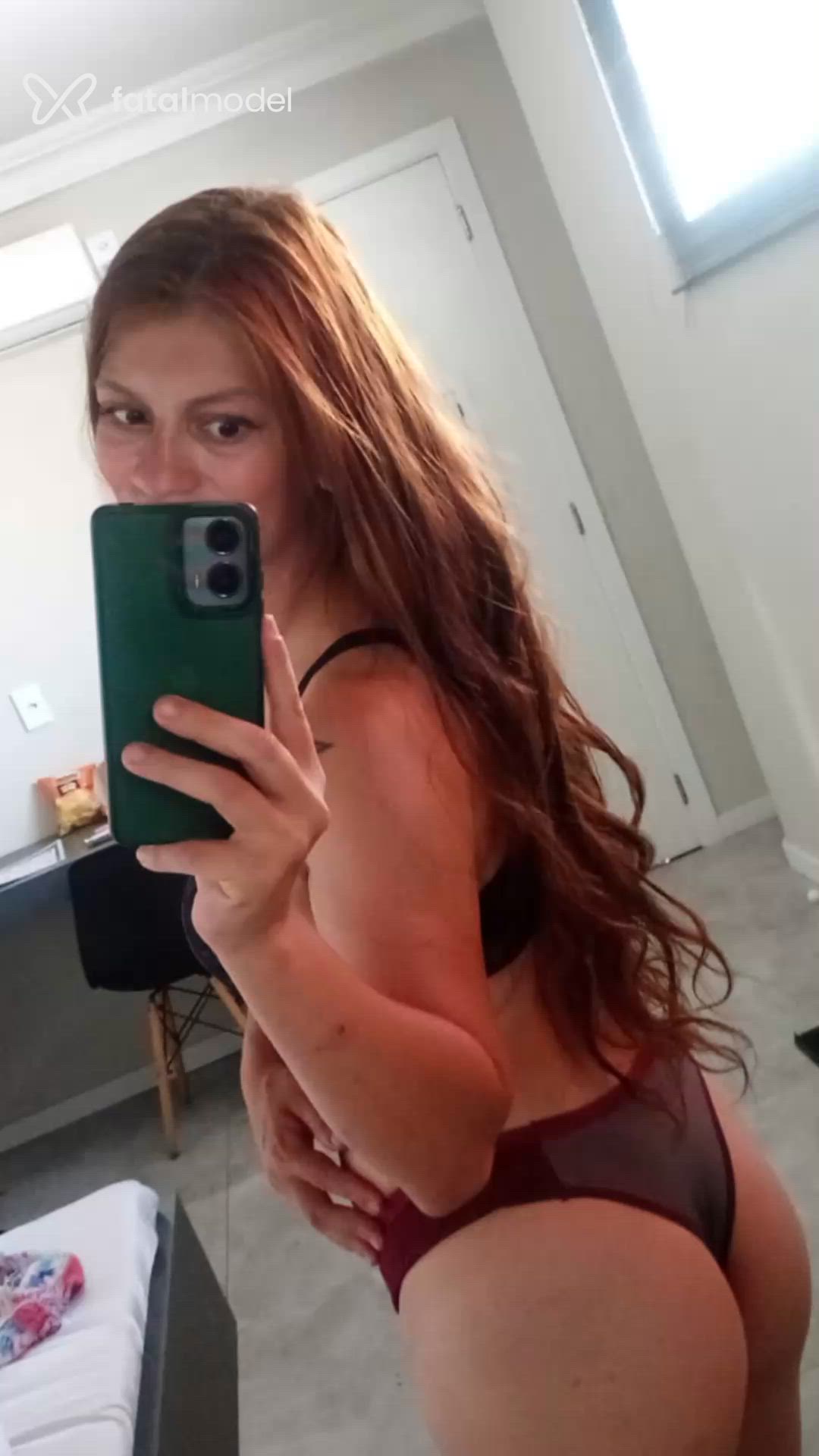 Acompanhante mulher ruiva (o) de olhos castanhos - Amanda Acompanhante mulher ruiva (o) de olhos castanhos - Amanda