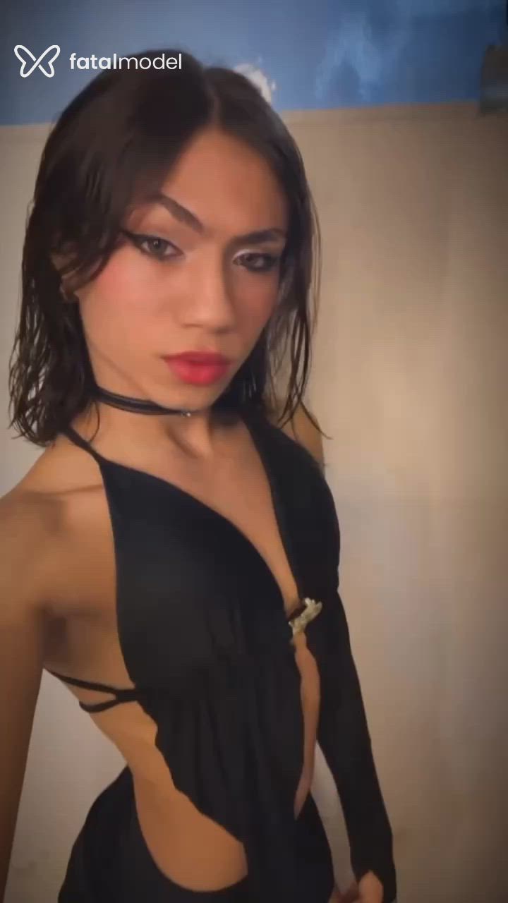 Acompanhante mulher trans com cabelo castanho de olhos castanhos - Chellyluchi