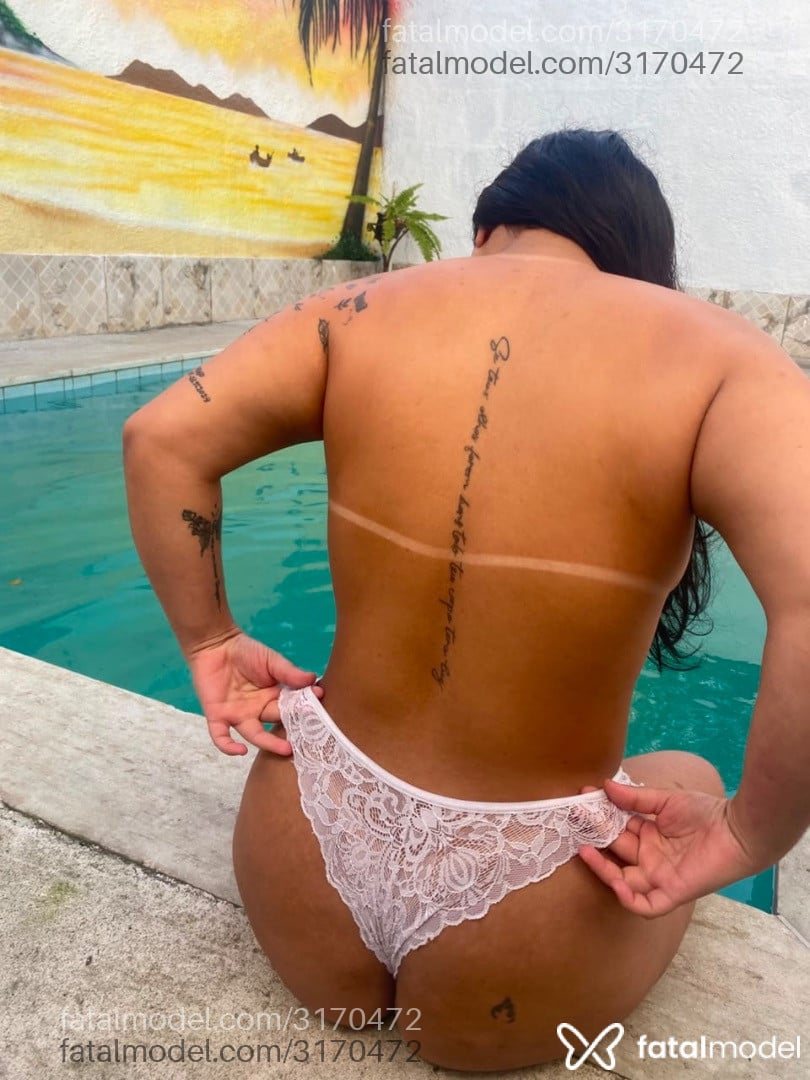 Acompanhante mulher morena (o) de olhos mel - Rafaela