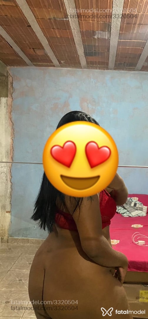 Acompanhante mulher morena (o) de olhos pretos - Jade Araujo Acompanhante mulher morena (o) de olhos pretos - Jade Araujo