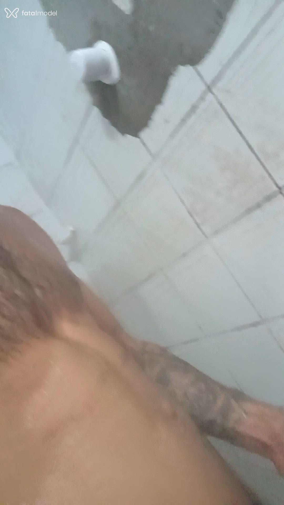 Acompanhante homem com cabelo castanho de olhos castanhos - Fernando
