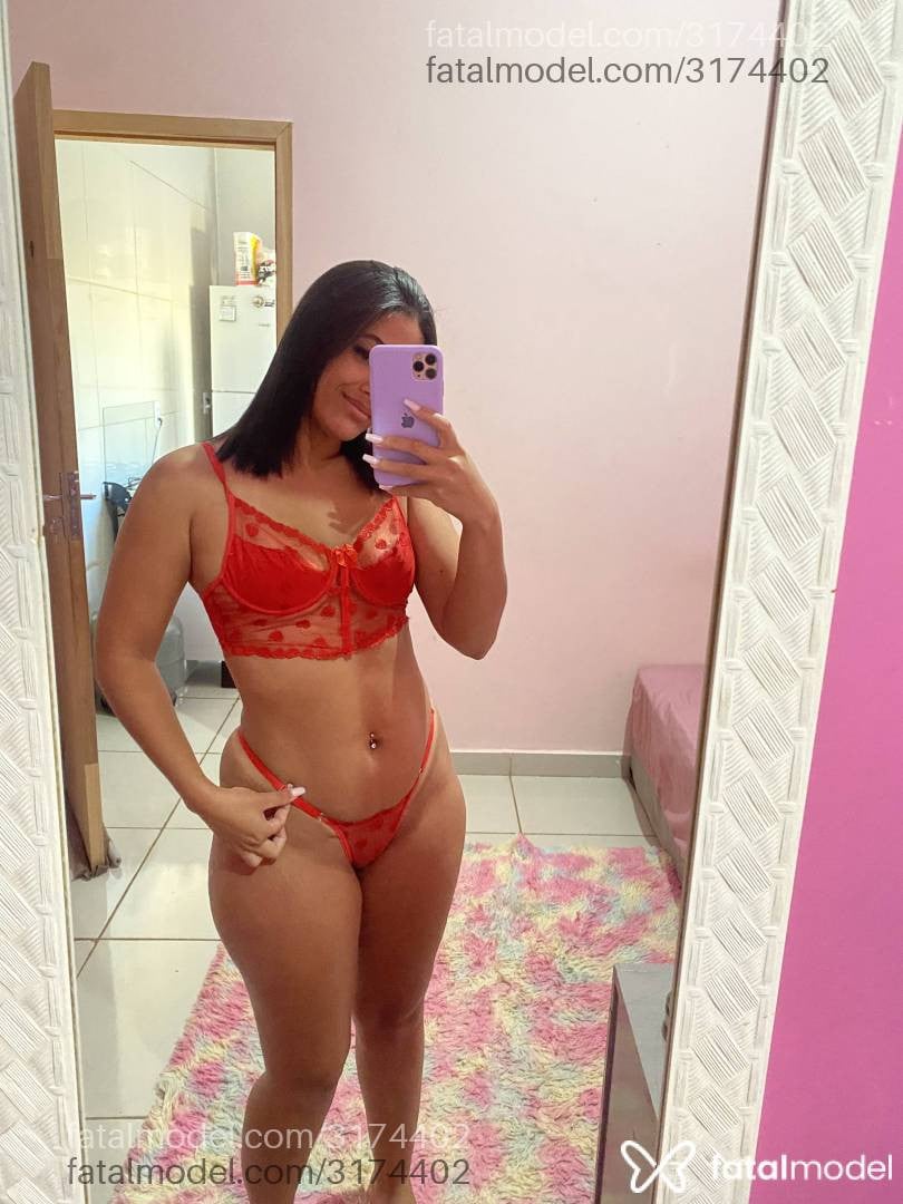 Acompanhante mulher morena (o) de olhos mel em Frutal - Melissa