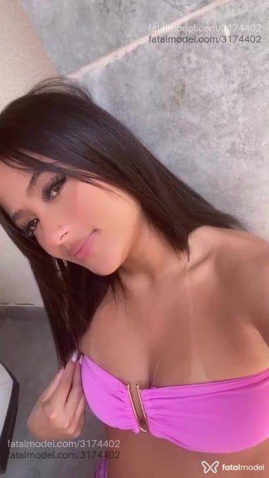 Acompanhante mulher morena (o) de olhos mel em Frutal Acompanhante mulher morena (o) de olhos mel em Frutal - Melissa