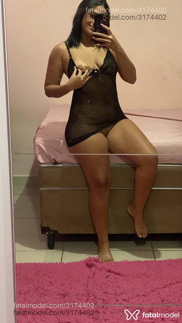 Acompanhante mulher morena (o) de olhos mel - Melissa