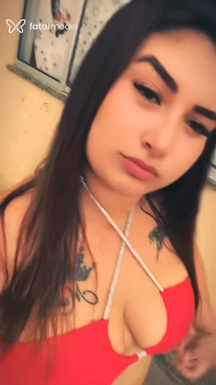 Acompanhante mulher ruiva (o) de olhos castanhos - Gabriele Acompanhante mulher ruiva (o) de olhos castanhos - Gabriele