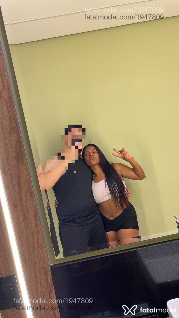 Acompanhante mulher com cabelo castanho de olhos castanhos - Bruninhaasurfis