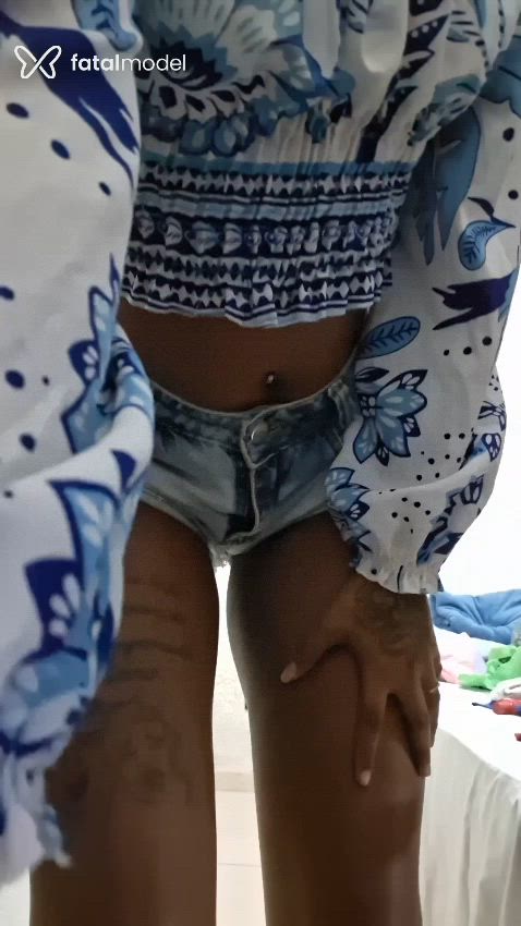 Acompanhante mulher morena (o) de olhos castanhos - Pamela