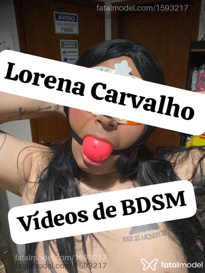 Acompanhante mulher trans ruiva (o) de olhos castanhos - Lorena Karvalho