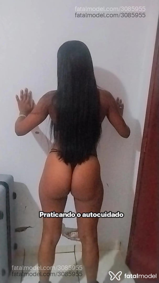 Acompanhante mulher morena (o) de olhos mel - Morena Acompanhante mulher morena (o) de olhos mel - Morena