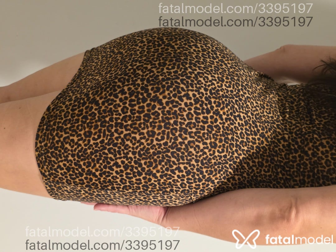 Acompanhante mulher ruiva (o) de olhos mel - Nicole Ferrari