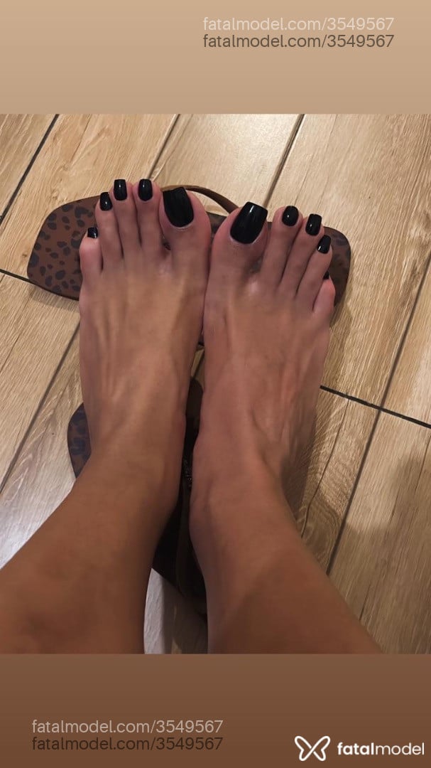 Acompanhante mulher trans morena (o) de olhos castanhos - Luana Fernandes