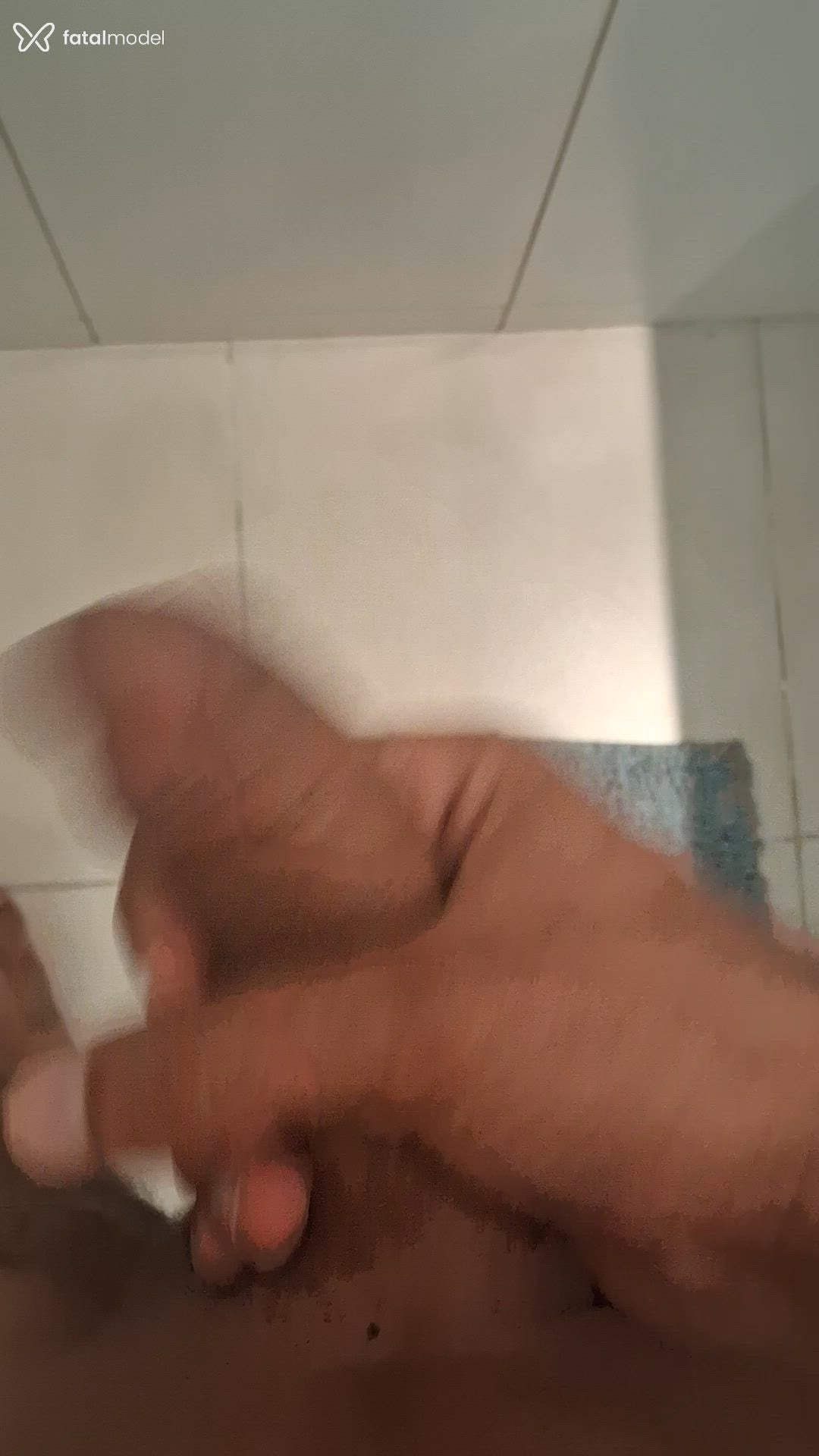 Acompanhante homem morena (o) de olhos castanhos - Jhony