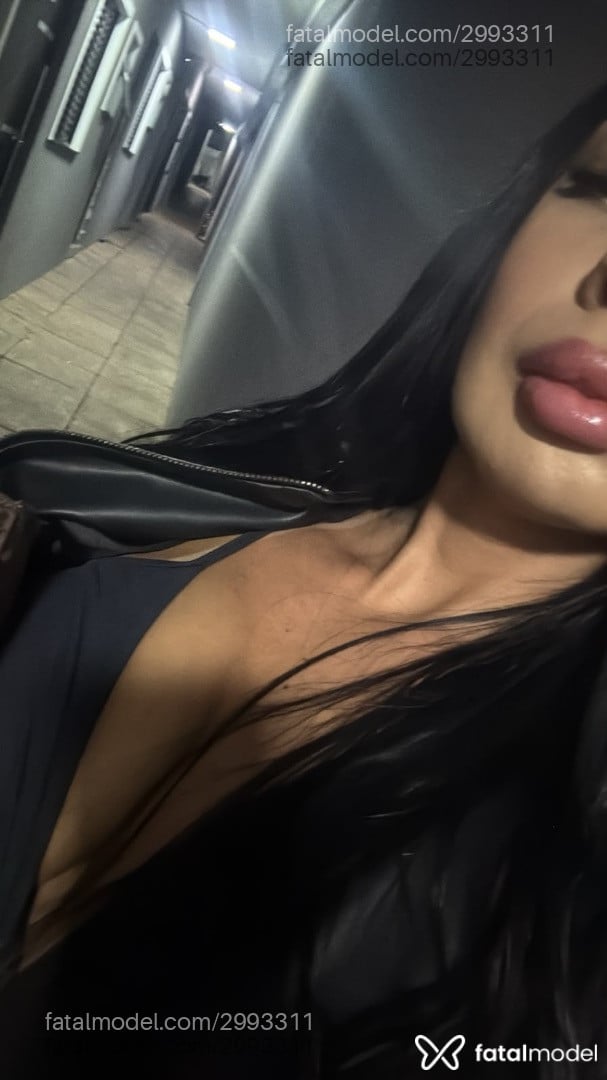 Acompanhante mulher morena (o) de olhos castanhos - Jessica Yang