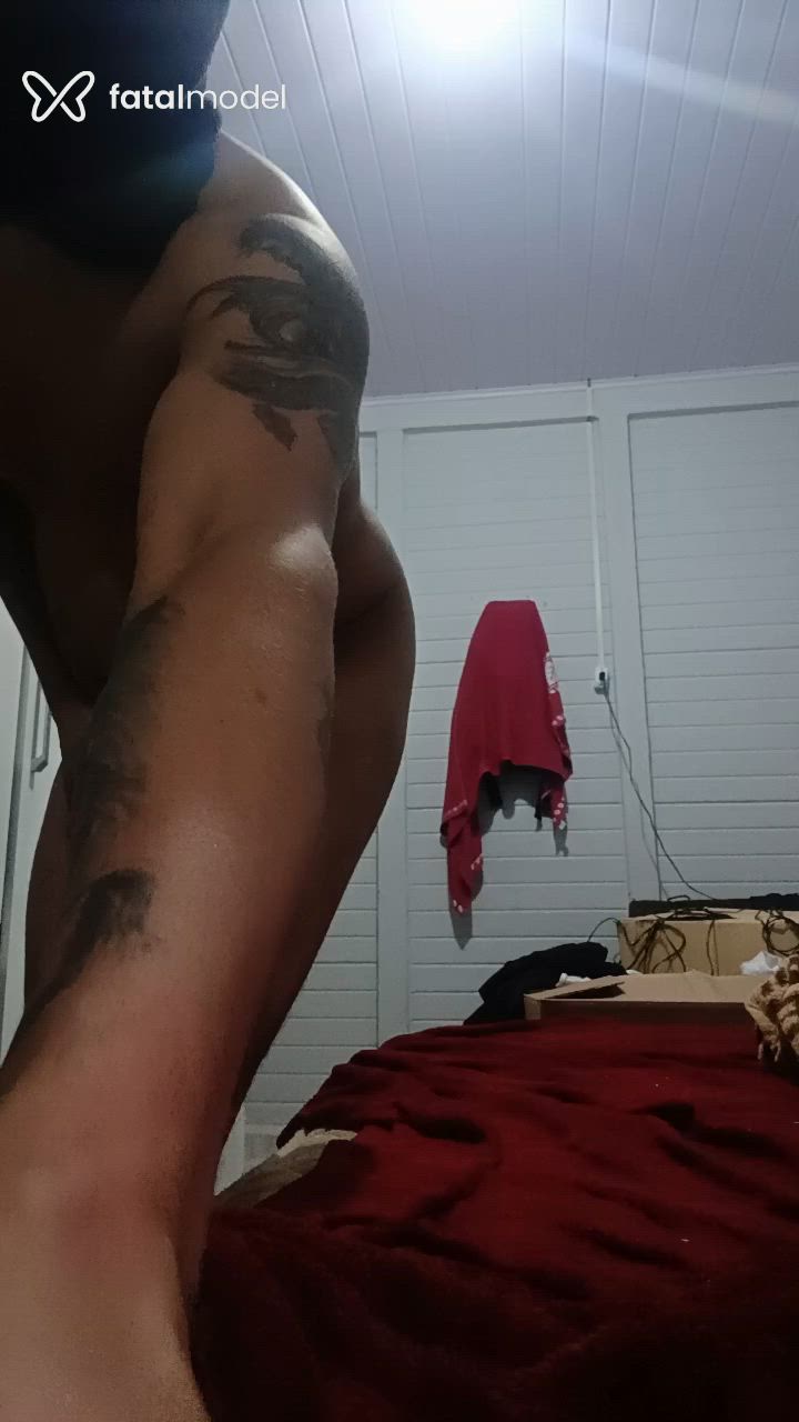Acompanhante homem morena (o) de olhos castanhos - Felipe Acompanhante homem morena (o) de olhos castanhos - Felipe