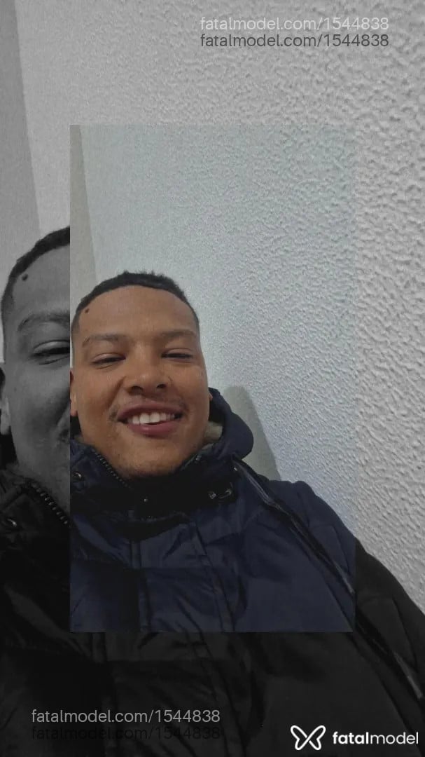 Acompanhante homem com cabelo castanho de olhos castanhos - Junin