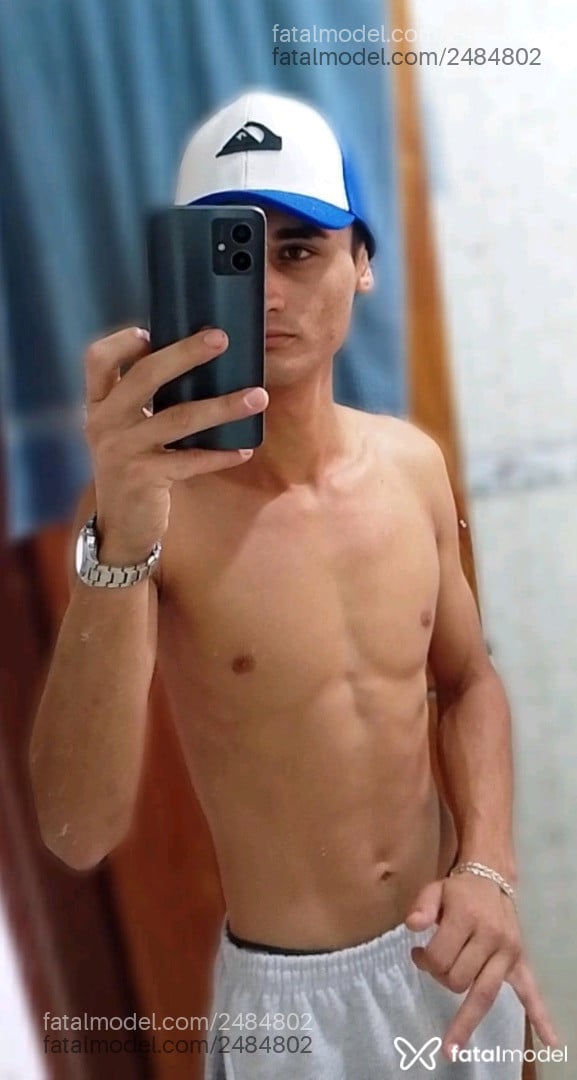 Acompanhante homem com cabelo castanho de olhos castanhos - Magrao