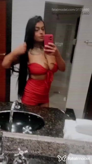 Acompanhante mulher morena (o) de olhos pretos em Cascavel - Gabrielly