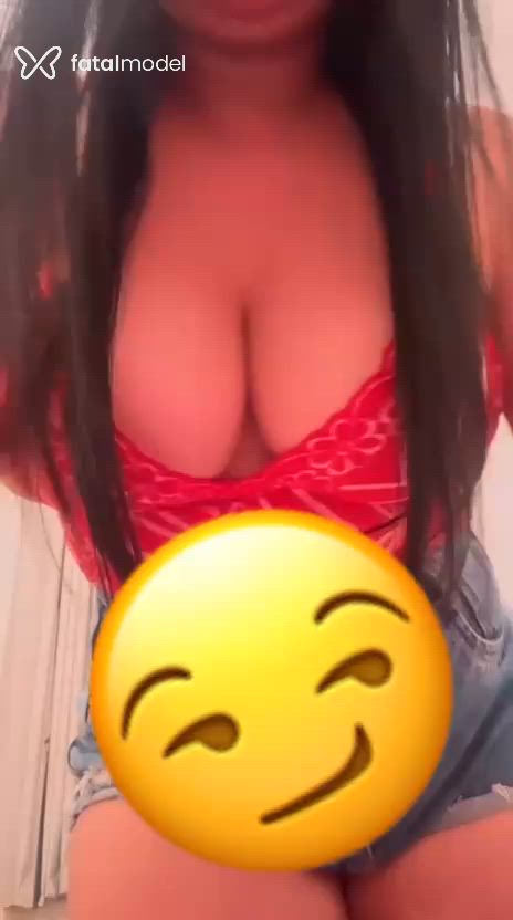 Acompanhante mulher morena (o) de olhos castanhos - Siih