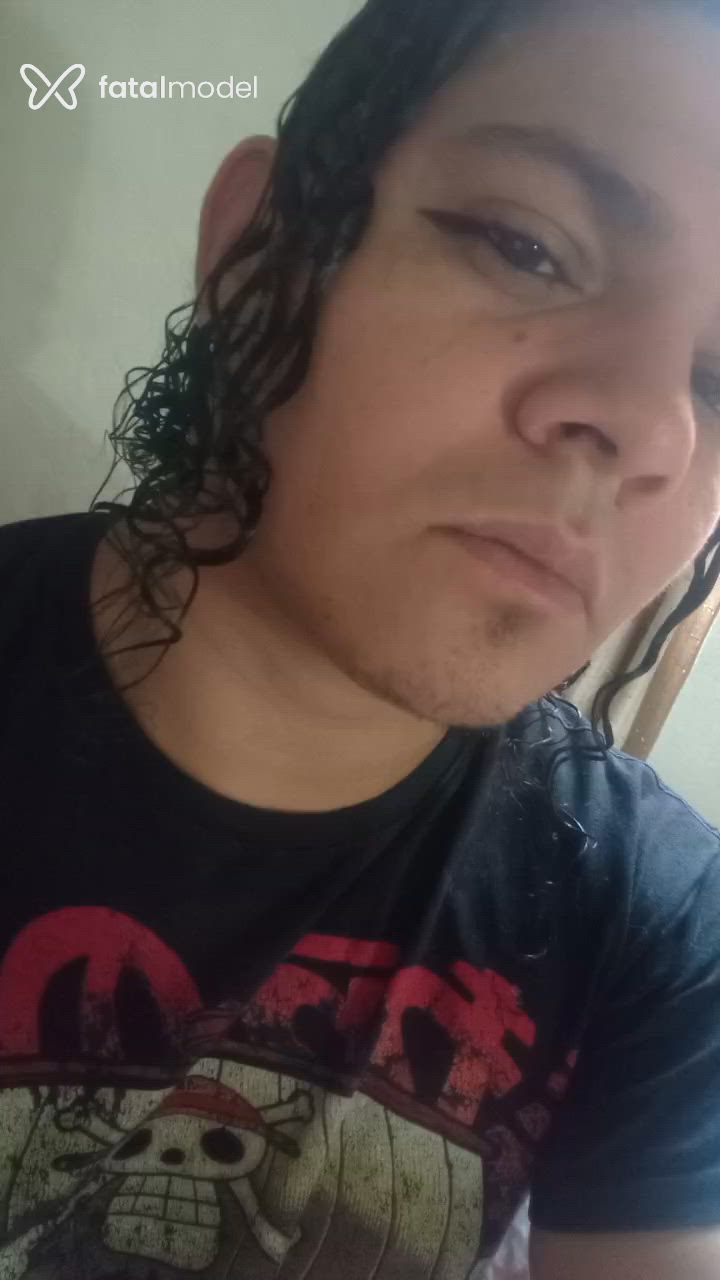 Acompanhante homem com cabelo castanho de olhos castanhos - Johnny Lokkyy