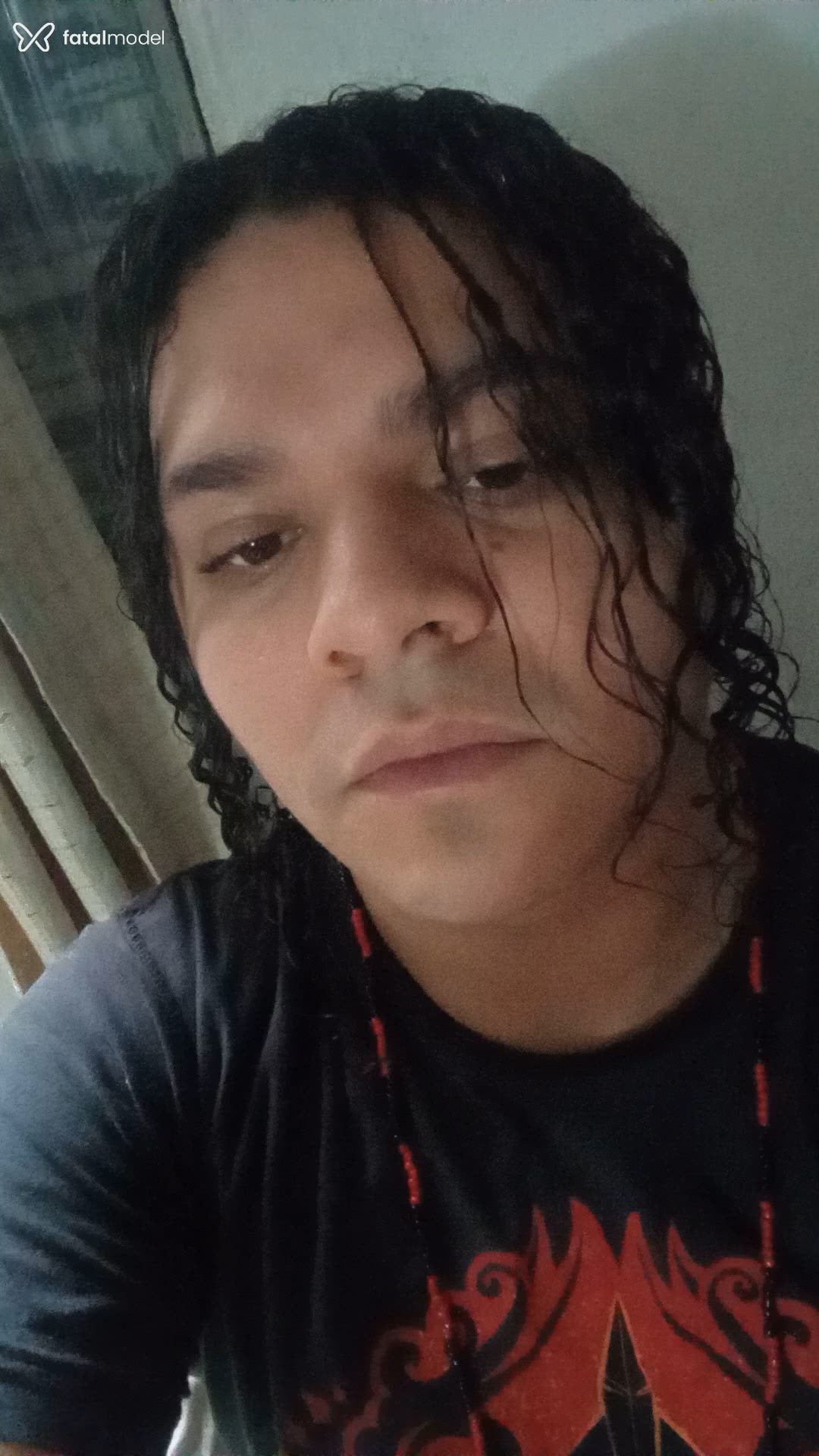 Acompanhante homem com cabelo castanho de olhos castanhos - Johnny Lokkyy