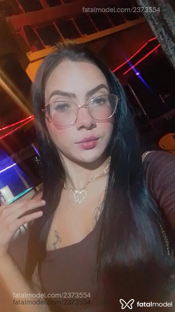 Acompanhante mulher morena (o) de olhos pretos - Biazinha