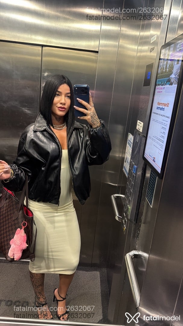 Acompanhante mulher morena (o) de olhos castanhos - Bruna Carvalho