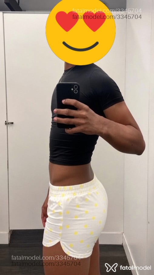 Acompanhante homem morena (o) de olhos pretos - Rafael