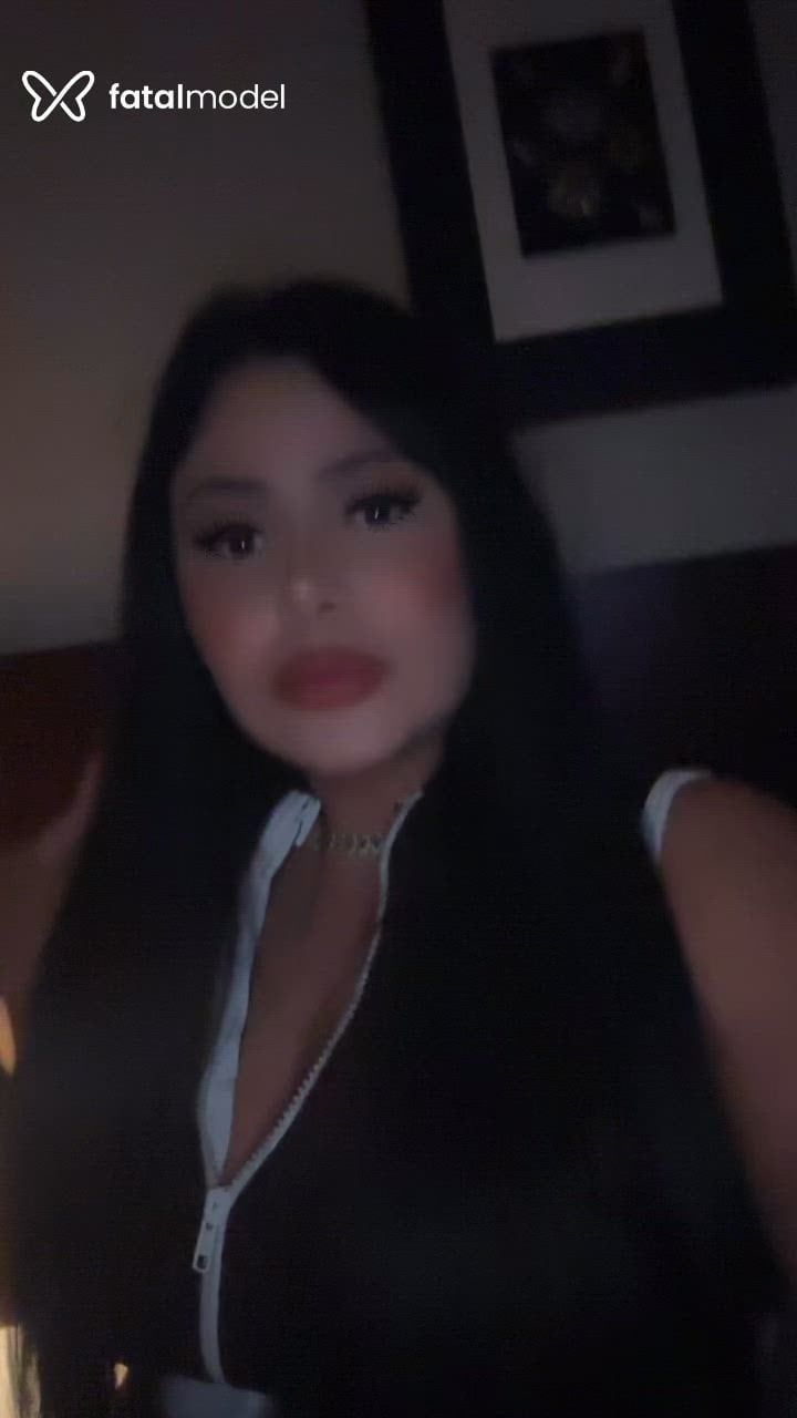 Acompanhante mulher morena (o) de olhos castanhos - Manuela