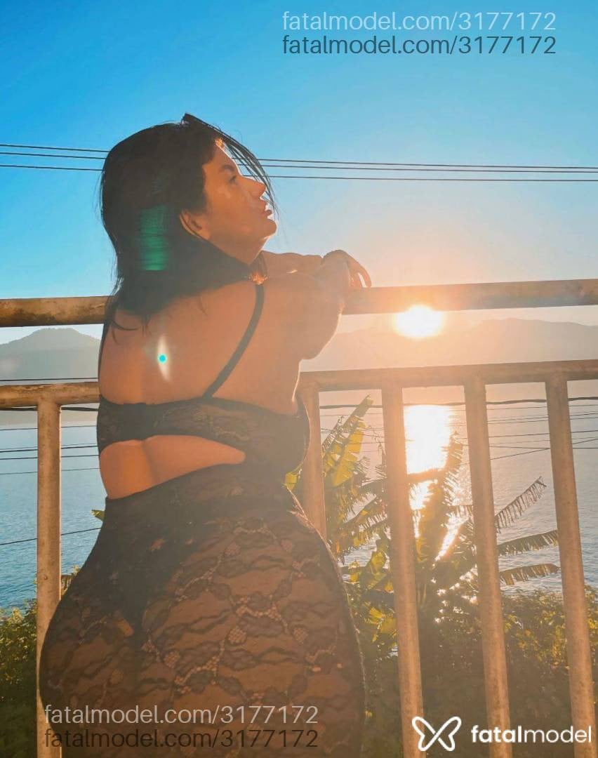 Acompanhante mulher morena (o) de olhos castanhos em Pouso Alegre - Paolla Petrova