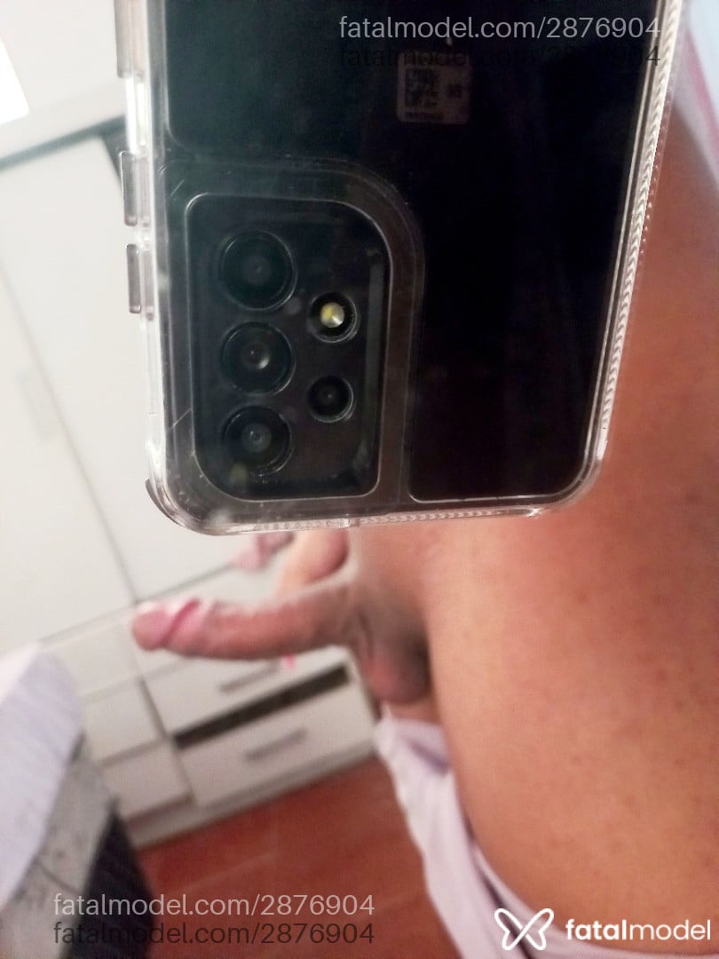 Acompanhante mulher trans loira (o) de olhos castanhos - Darla Carvalho