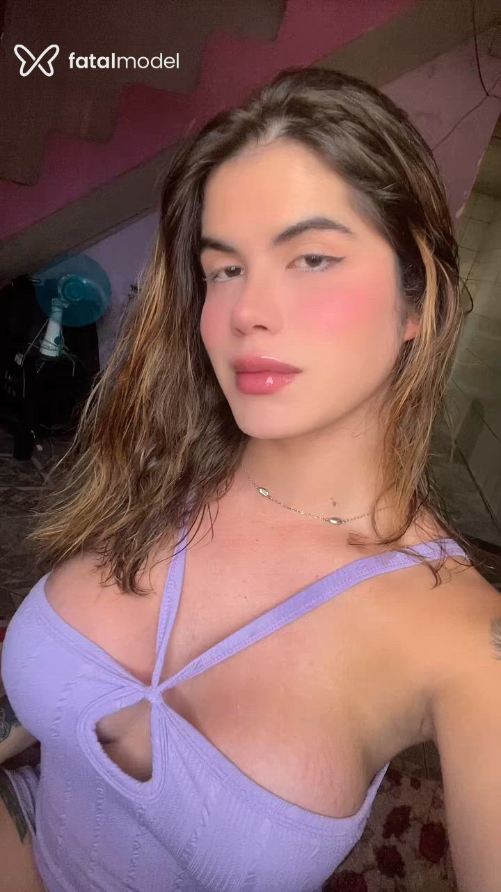 Acompanhante mulher trans loira (o) de olhos castanhos - Larissa Acompanhante mulher trans loira (o) de olhos castanhos - Larissa