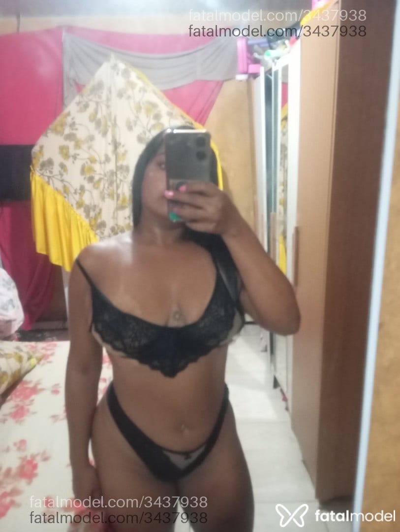 Acompanhante mulher morena (o) de olhos pretos - Gabryellen