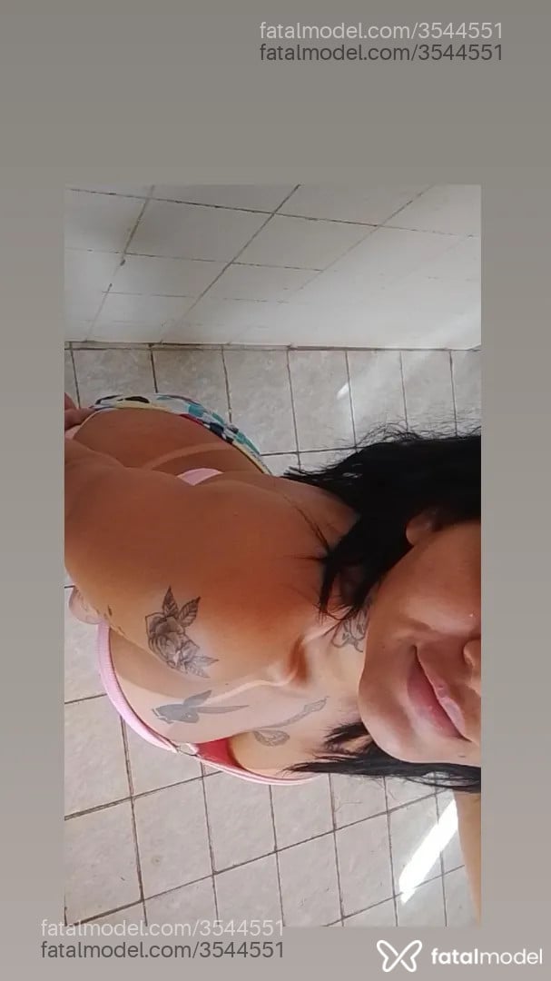 Acompanhante mulher morena (o) de olhos castanhos - Kathy Acompanhante mulher morena (o) de olhos castanhos - Kathy