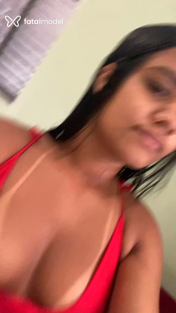 Acompanhante mulher morena (o) de olhos castanhos - Eduarda