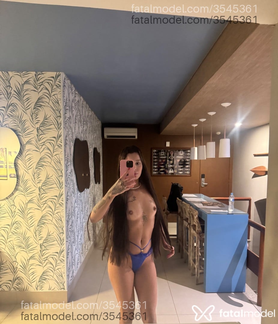 Acompanhante mulher morena (o) de olhos castanhos - Melissa Rafaella