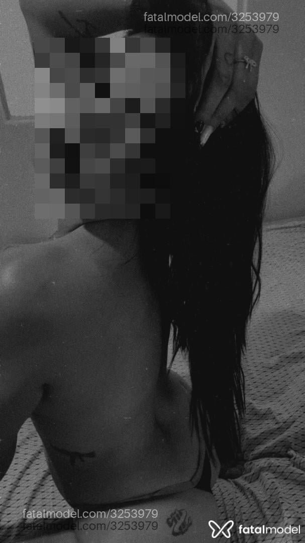 Acompanhante mulher morena (o) de olhos pretos - Sabrina