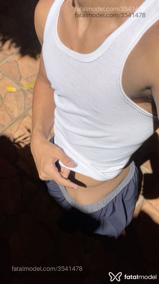 Acompanhante mulher com cabelo castanho de olhos castanhos - Igor Dos Santos